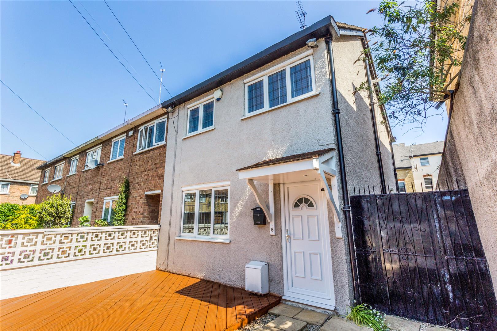 Carlile Close, Bow, London